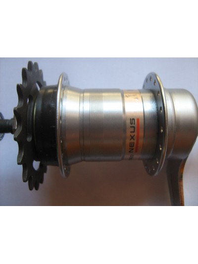 Zadnja nabla Shimano Nexus...