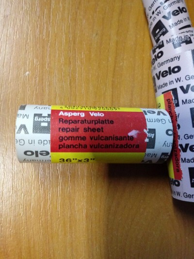 Flekica za lepljenje gume Velo Flekica za lepljenje gume Velo